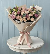 Букет цветов из:  Розы и Лизиантусы в Красково