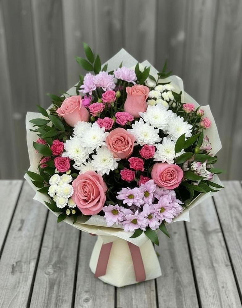 Букет цветов из: Альстромерии, Гвоздики, Розы и Хризантемы в Красково