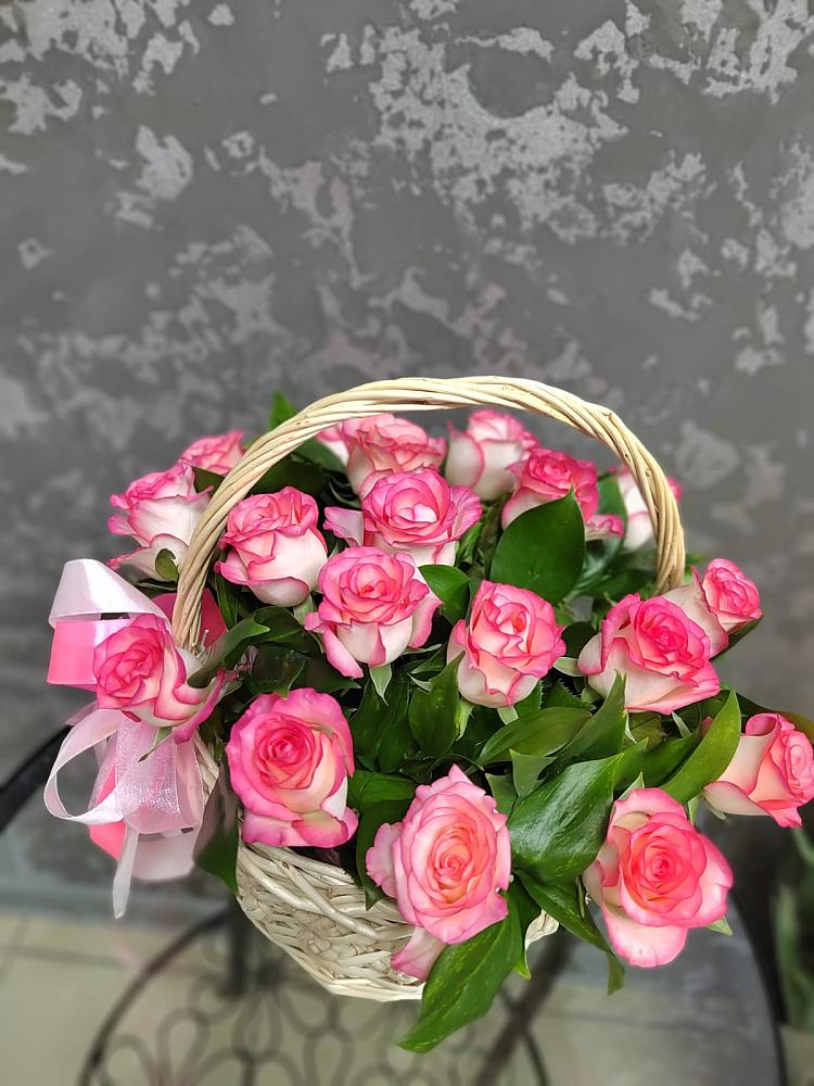 Цветочная композиция из Розы в корзине в Красково