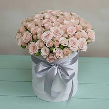 Цветочная композиция из Розы в шляпной коробке в Красково