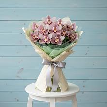 Букет цветов из:  Орхидеи и Розы в Красково