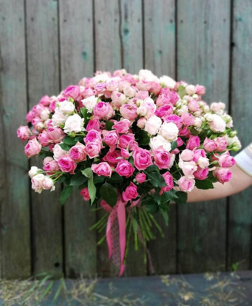 Букет Розовые кустовые розы Натали и Лав Лидия в Красково